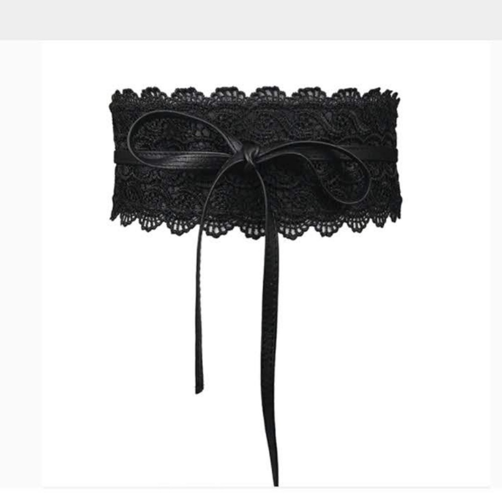 NWT black wrap around belt lace crochet - Picture 2 of 4